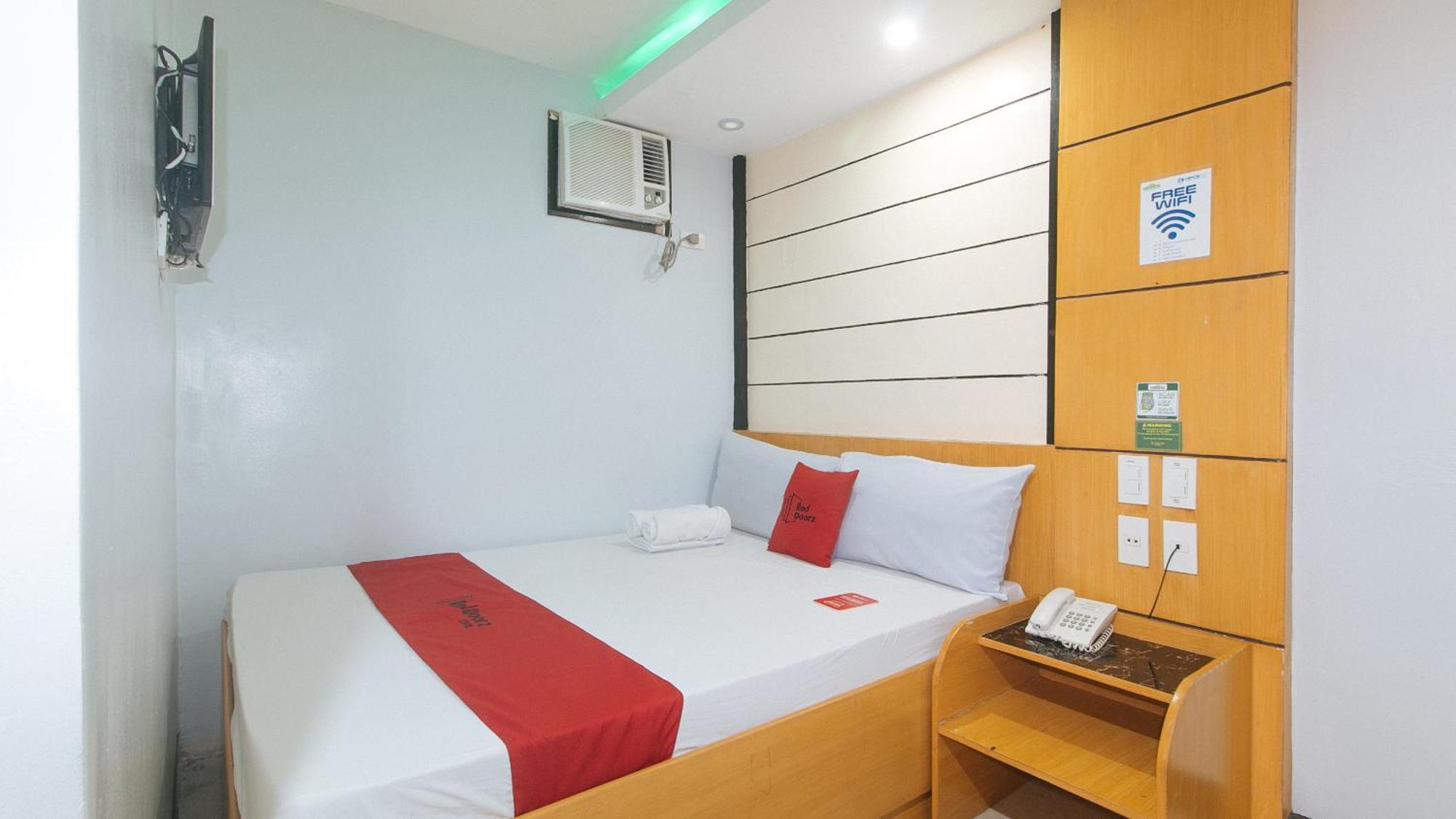 Reddoorz At Ranchotel Alabang Muntinlupa City Exterior foto